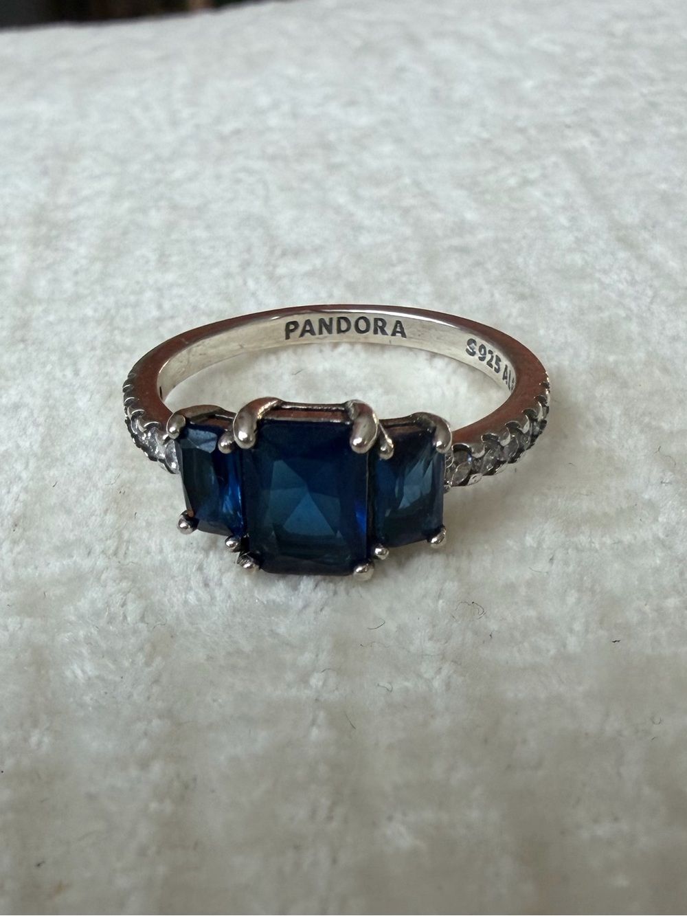 Pandora Timeless Blue Rectangular Triple Stone Ring Size 7 s925